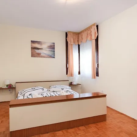 Apartment Brkljaca *